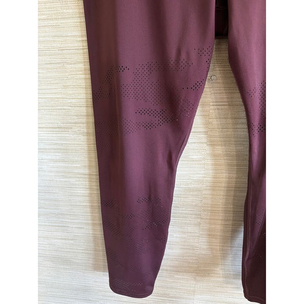 Athleta Persistence Laser cut 7/8 tight maroon leggings women's size XL - Picture 2 of 7